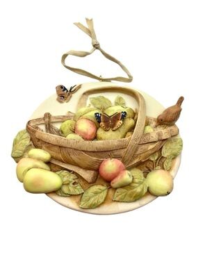 Hallmark 1995 “Backyard Orchard” Christmas Ornament